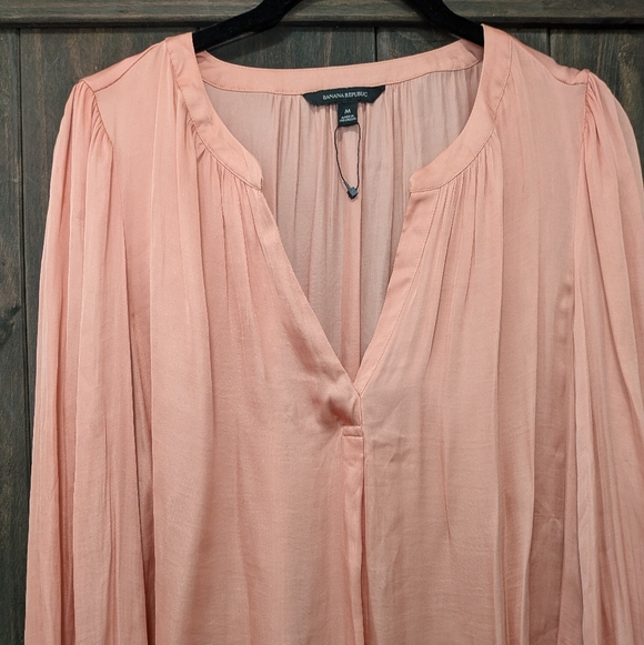 Banana Republic Blush Pink Long Sleeve Blouse – Size M - Picture 3 of 8
